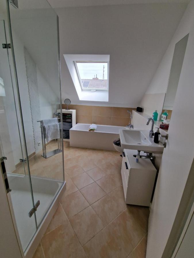 Ferienwohnung Rosenbluete Neustadt an der Weinstraße Esterno foto