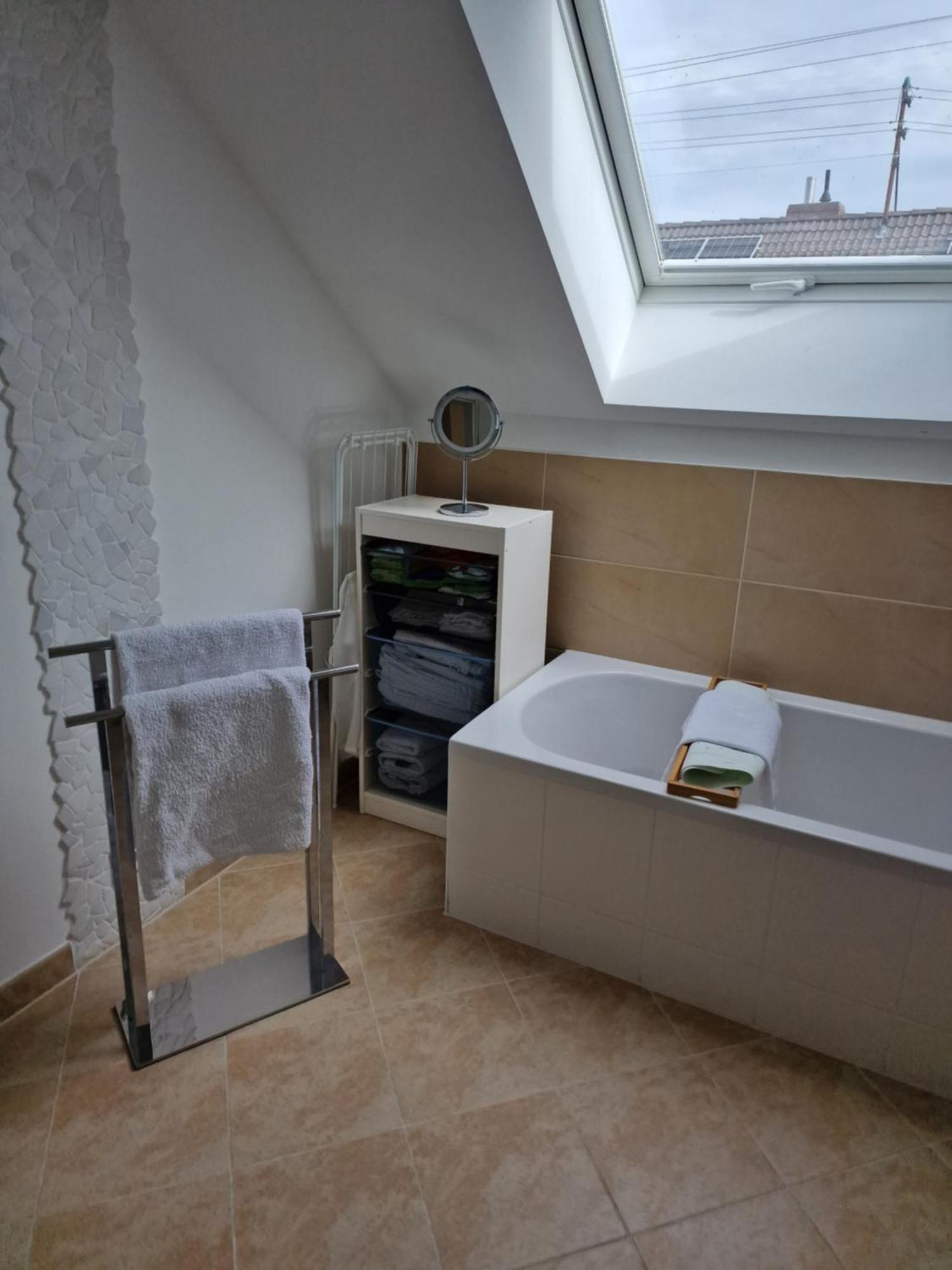 Ferienwohnung Rosenbluete Neustadt an der Weinstraße Esterno foto